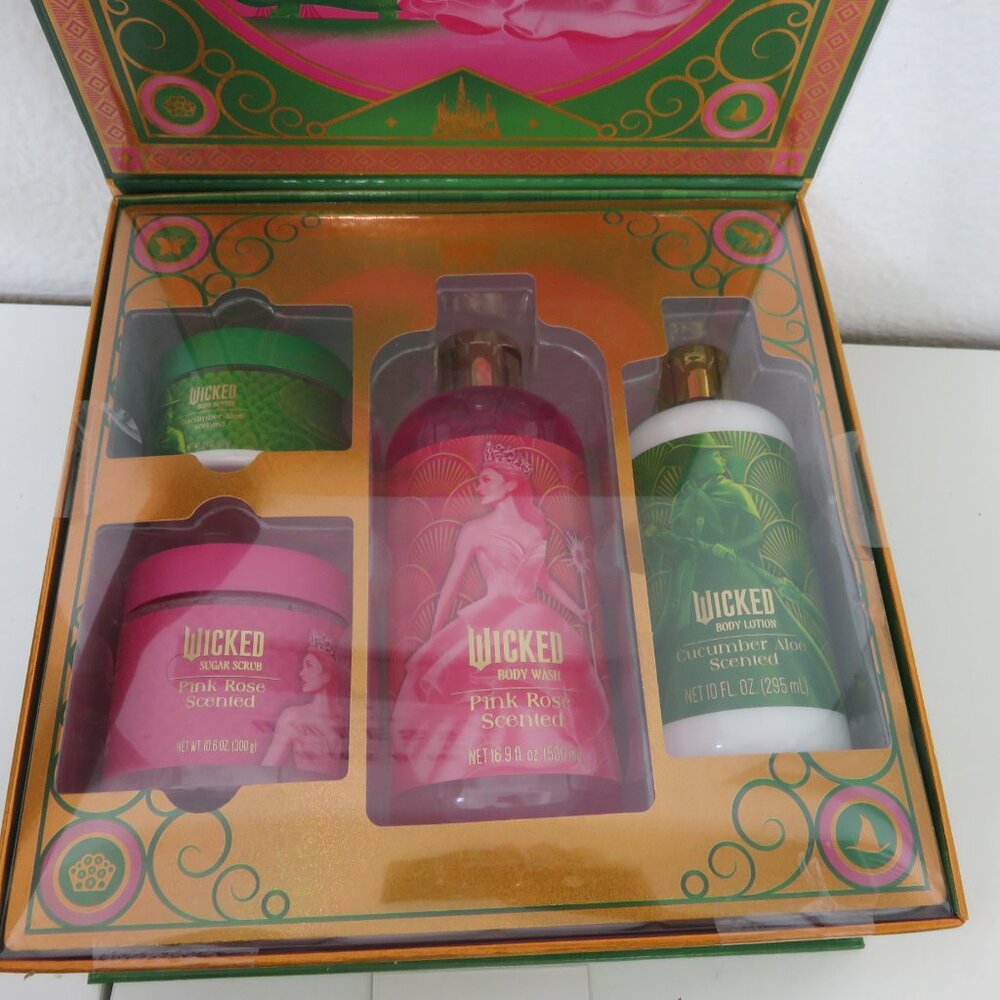 Wicked 4- piece Luxury Bath set